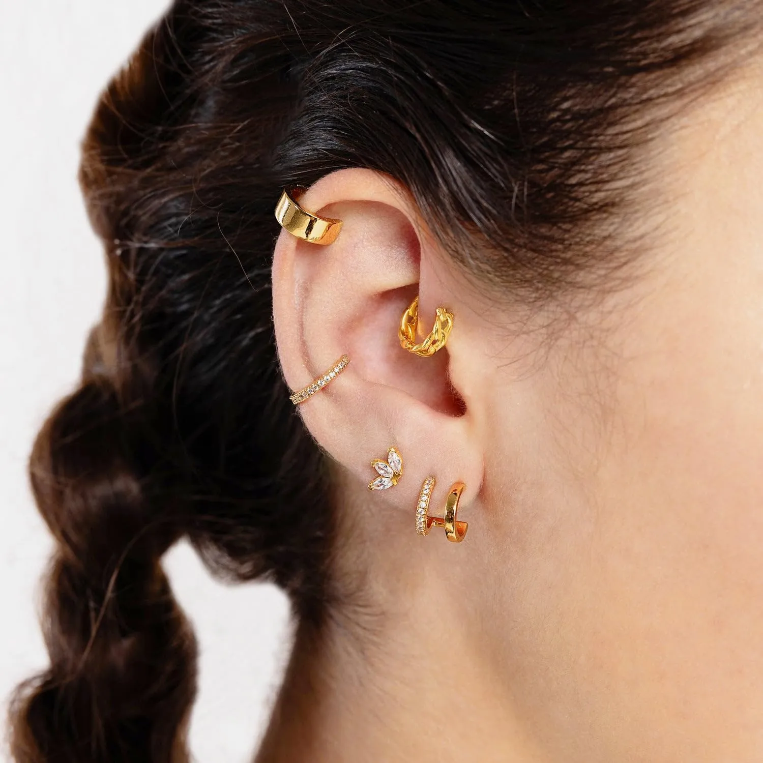 14K Gold Threadless Cartilage Earring 1 Pcs Top Push in CZ Flat Back Nose Stud Lip Ring Threadless Earring Helix Stud Tragus Piercing Jewelry for Women Men 6mm/8mm