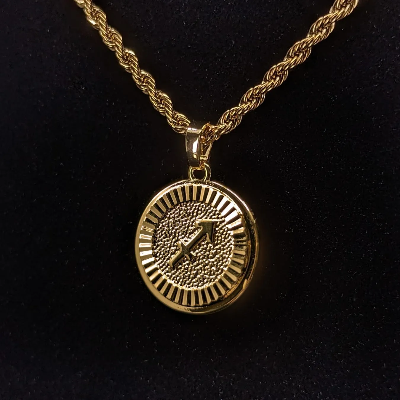 18k Gold Plated Zodiac Necklace & Pendant - Gold Necklace for Women & Men, Tarnish & Water Resistant, Birthday Gifts for Women & Men