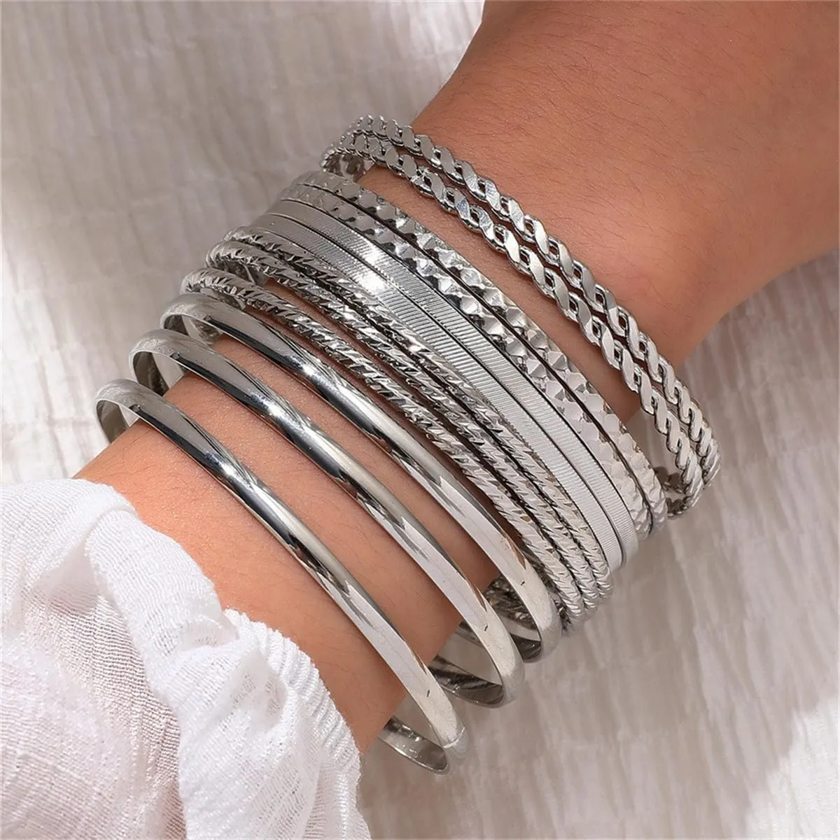 19Pcs Gold Bangle Bracelets Set for Women Boho Multi Layer Stack Textured Bracelets Indian Chunky Bangle Bracelet for Women Teen