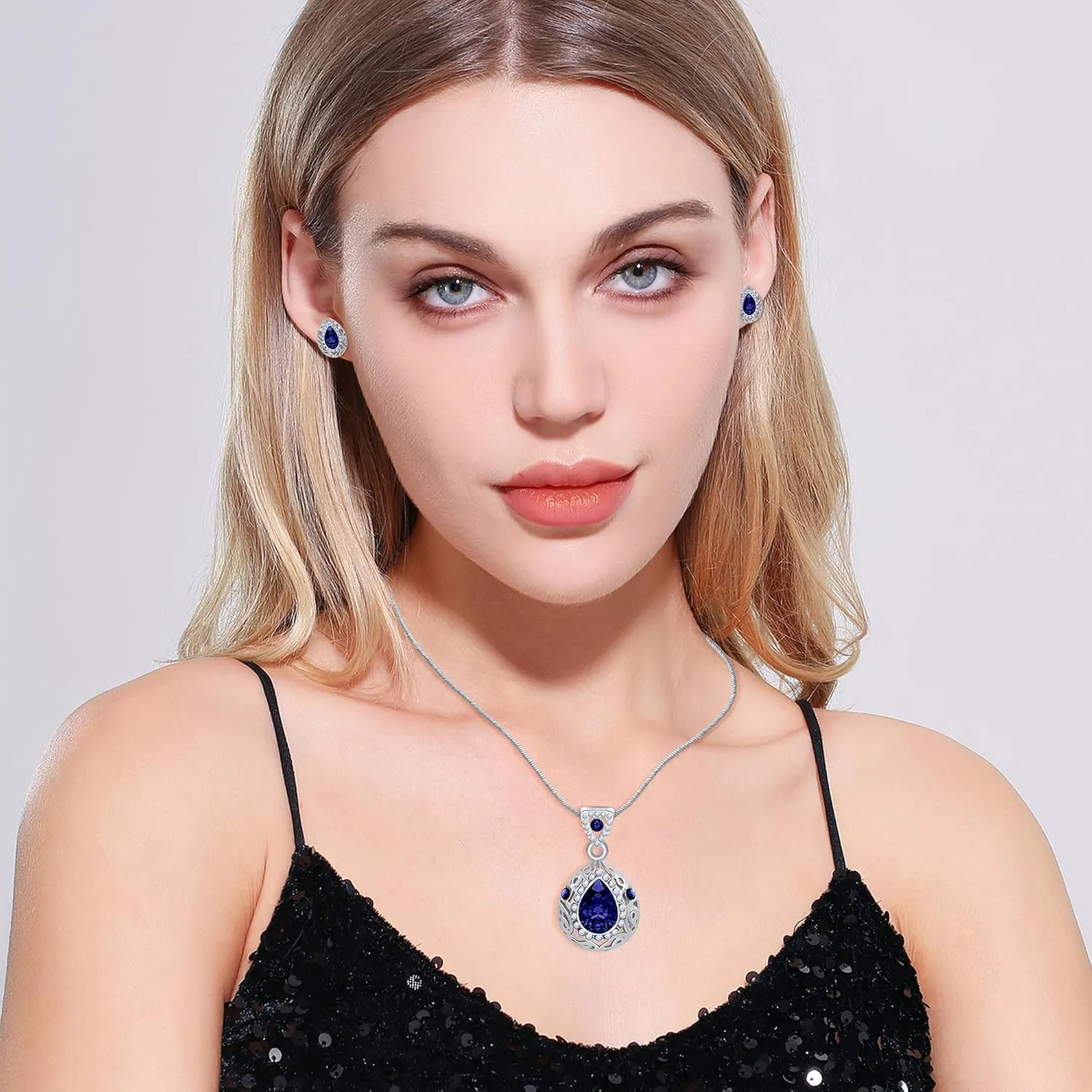 AILUOR Fashion Waterdrop Crystal Jewelry Set, Retro Vintage Celtic Knot Waterdrop Green Gemstone Water Drop Pendant Necklace Stud Earrings Jewelry Set for Women Mother Bridal Wedding