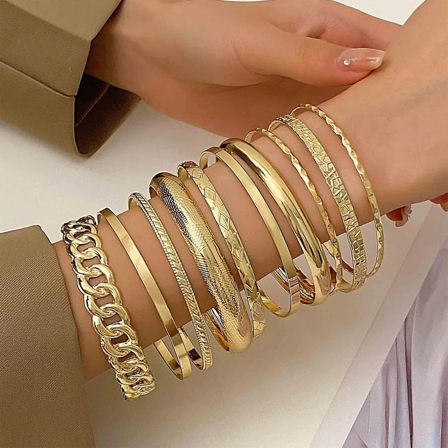 Andelaisi Punk Bangle Bracelet Gold Indian Bangle Bracelets Set Gothic Multi Stackable Wide Banglet Vintage Indian Bollywood Chunky Wide Bangle Bracelets Glossy Textured Bracelets(10PCS)(Gold)