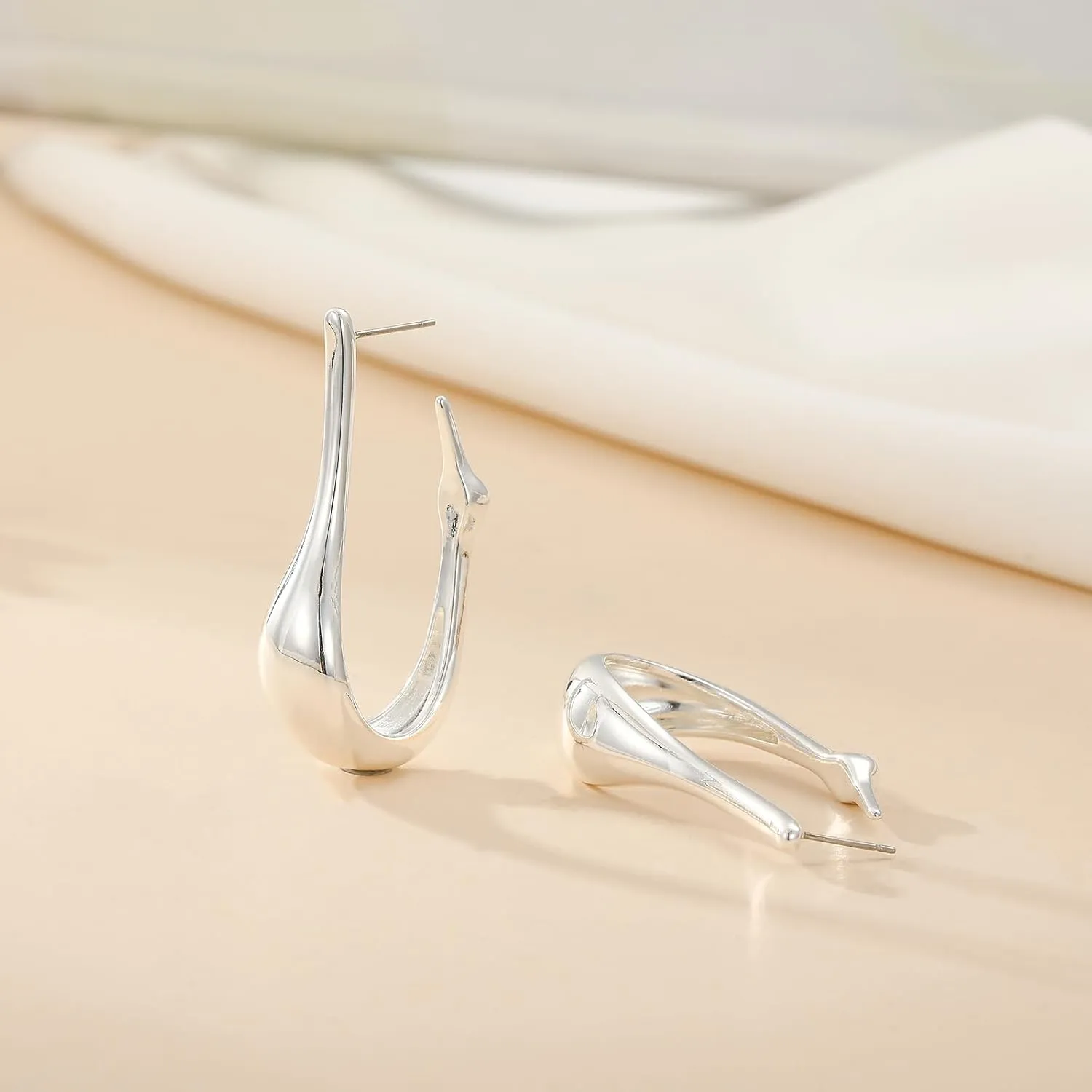 Apsvo Gold/Silver Hoop Earrings for Women, 14k Gold Plated Thick Hoop Earrings Trendy Jewelry Gifts