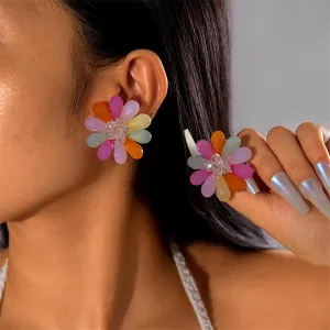 Bohemian Crystal Flower Earrings Cute Daisies Acrylic Matte Flower Large Flower Pendant Earrings Fashion Exaggerated Layered Flower Studs Handmade Spring Petal Earrings Statement Summer Jewelry for Women