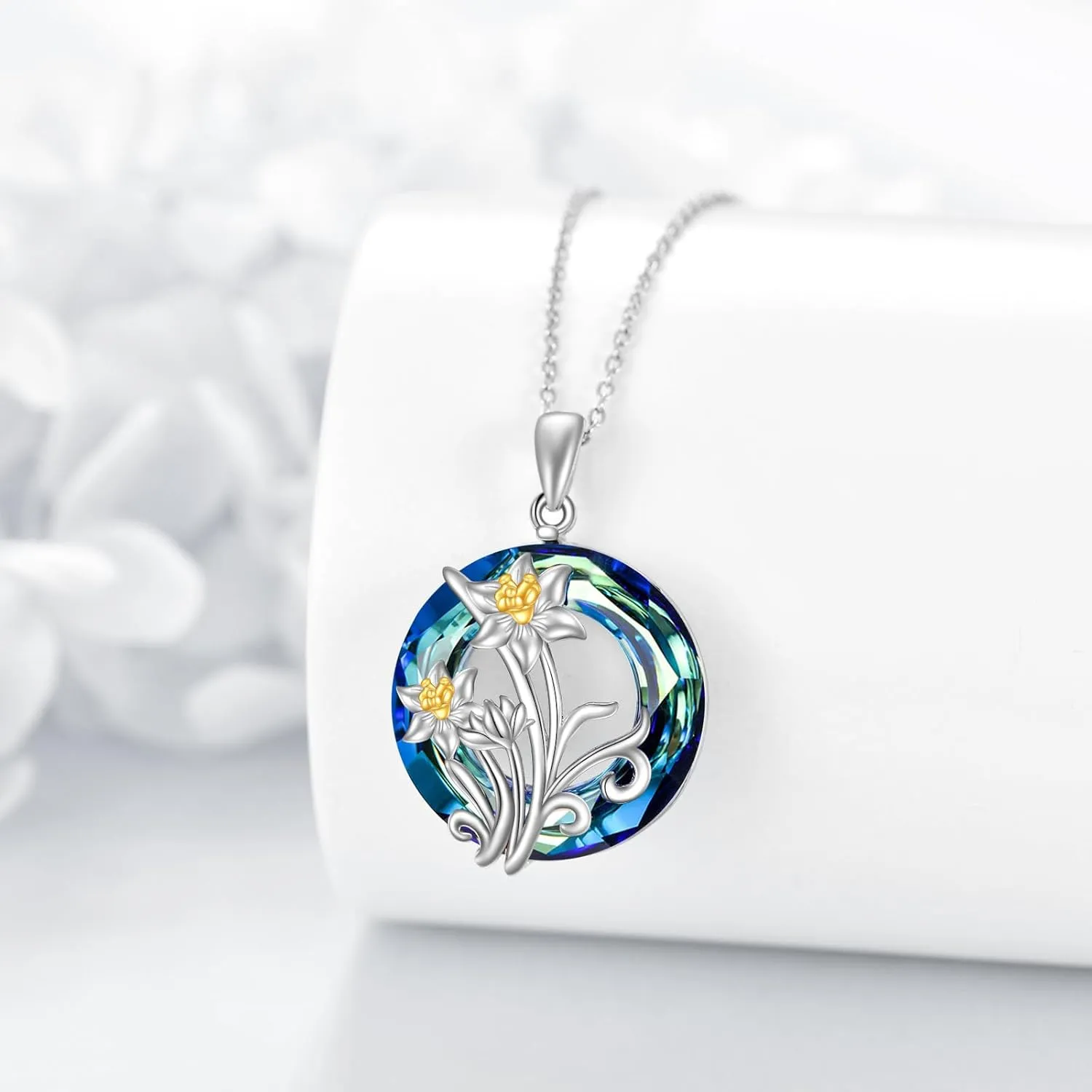 Circle Crystal Necklace Axolotl/Tiger/Turtle/Bear/Cat/Bunny/Bird/Hummingbird/Penguin/Frog/Hippo/Bee/Mushroom/Tree of Life/Lotus/Sunflower/Daffodil/Dog/Dolphin/Wolf Pendant Necklace Animal Jewelry Gifts For Women