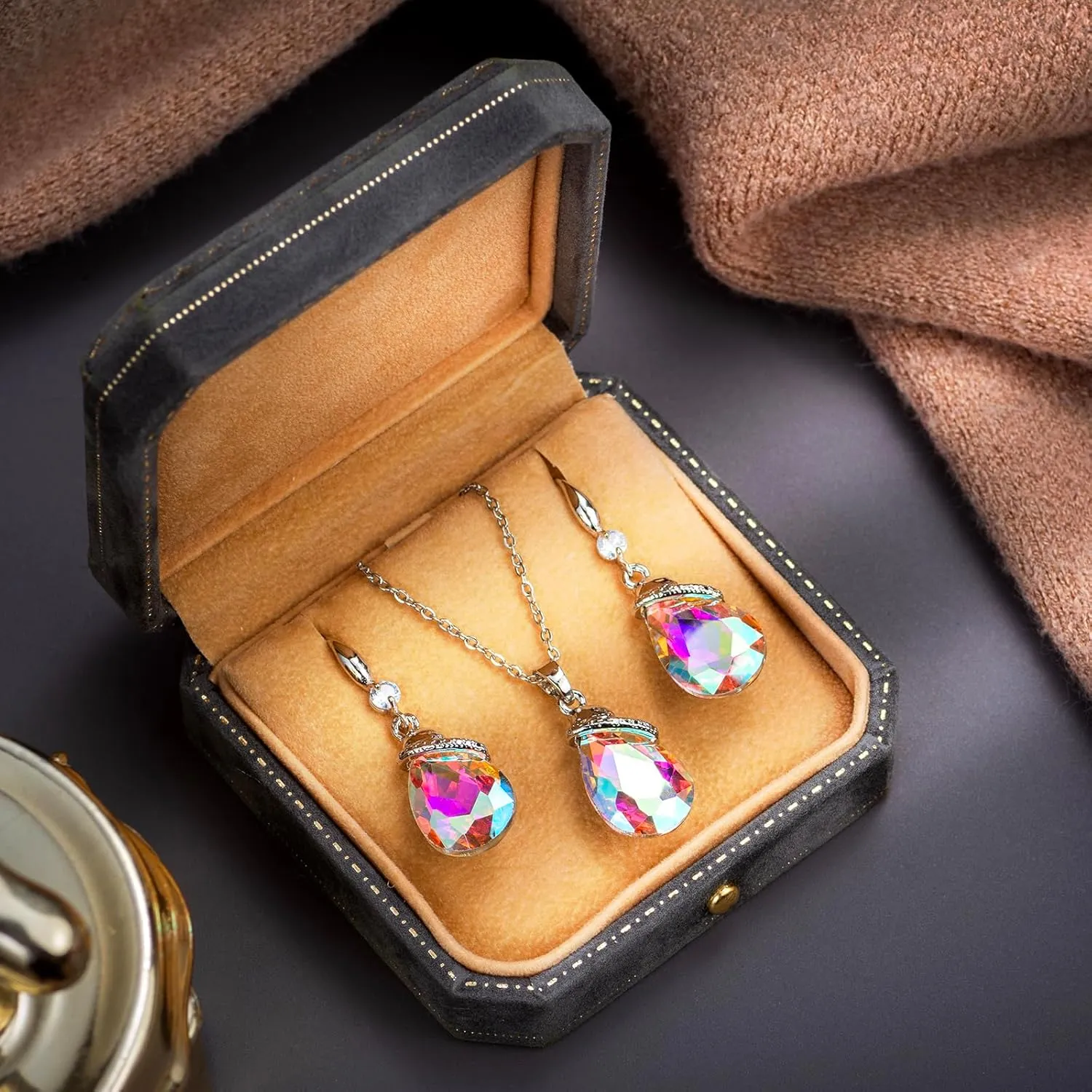 Crystal Jewelry Sets for Women, Silver/Gold Plated Teardrop Oval Pendant Necklace and Earring Rhinestone Dangling Sets Birthday Anniversary Wedding Mothers Day Gifts for Women