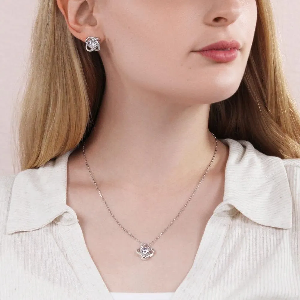 Daughter Necklace as Gifts for Daughter from Mom Dad, Daughter Jewelry From Dad, Daughter Necklaces From Mom, Birthday Gift for Daughter Adult, Daughter Gifts Christmas Graduation Valentine Idea Gifts