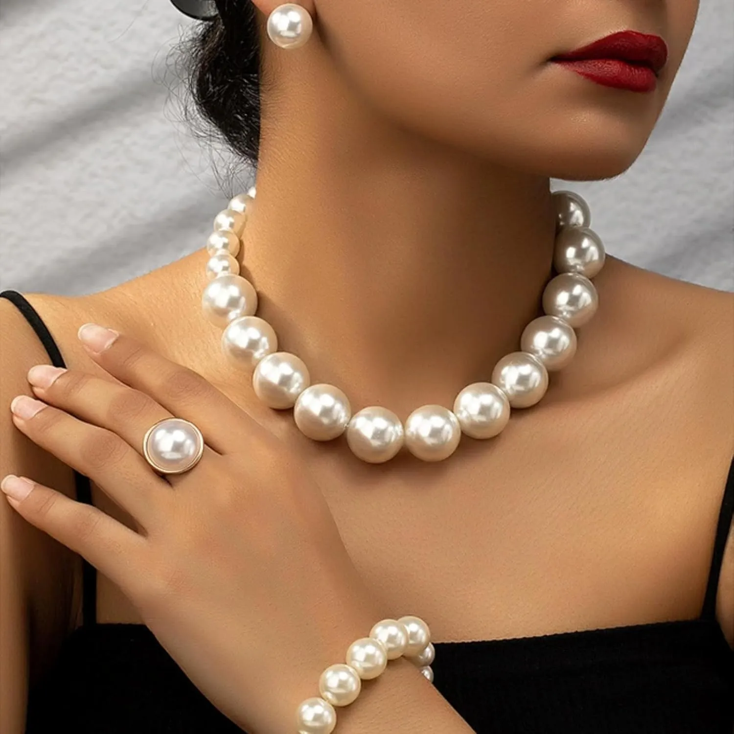 Dcfywl731 Pearl Jewelry Set for Women Pearls Necklace and Earring Set Chunky Pearl Necklaces for Women Prom Jewelry Big Pearls Charm Choker Wedding Jewelry Sets for Brides