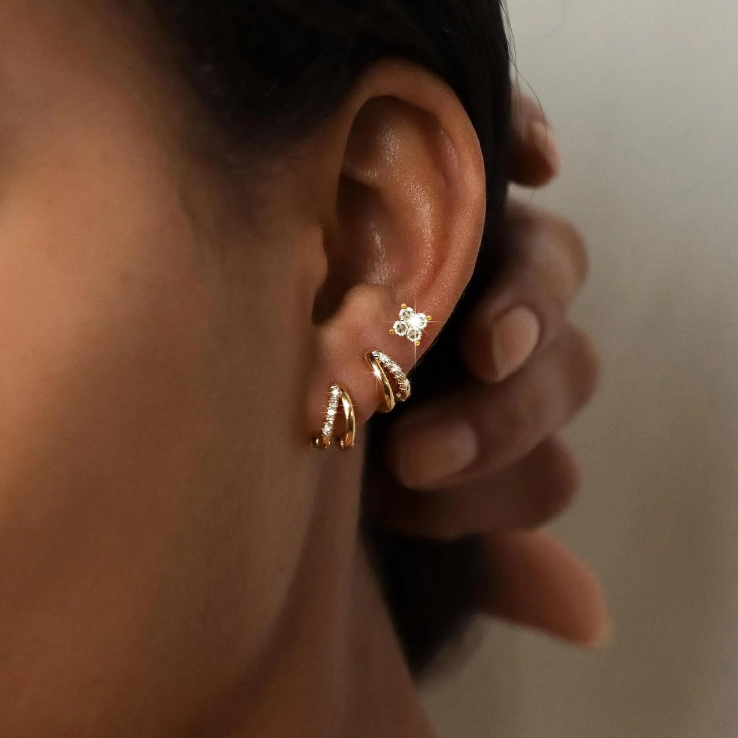 DEARMAY 5Pcs Gold Huggie Hoop Earring Sets for Women, S925 Sterling Silver Post 14K Gold Plated CZ Earrings Jewelry Small Hypoallergenic Trendy Waterproof Lightweight Multiple Cartilage Earring