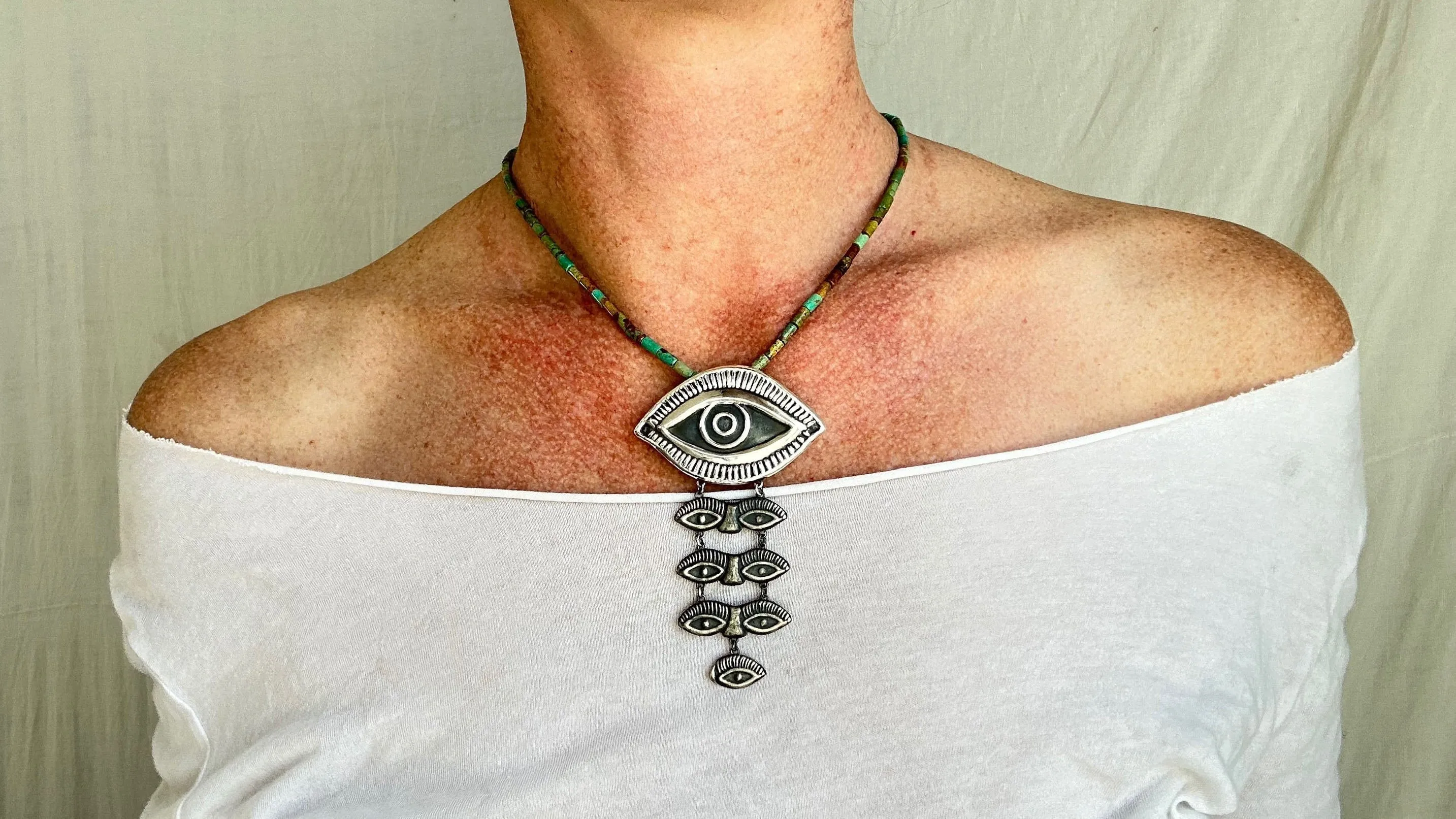 Eye Milagro Pendant Turquoise Necklace. Mexico. American Turquoise. Sterling Silver. 2370