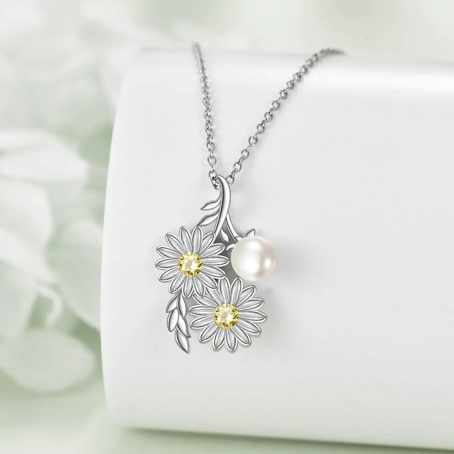 Flower Necklace Sterling Silver Daisy/Sunflower Pendant Beautiful Flower Jewelry Gifts for Women Mother