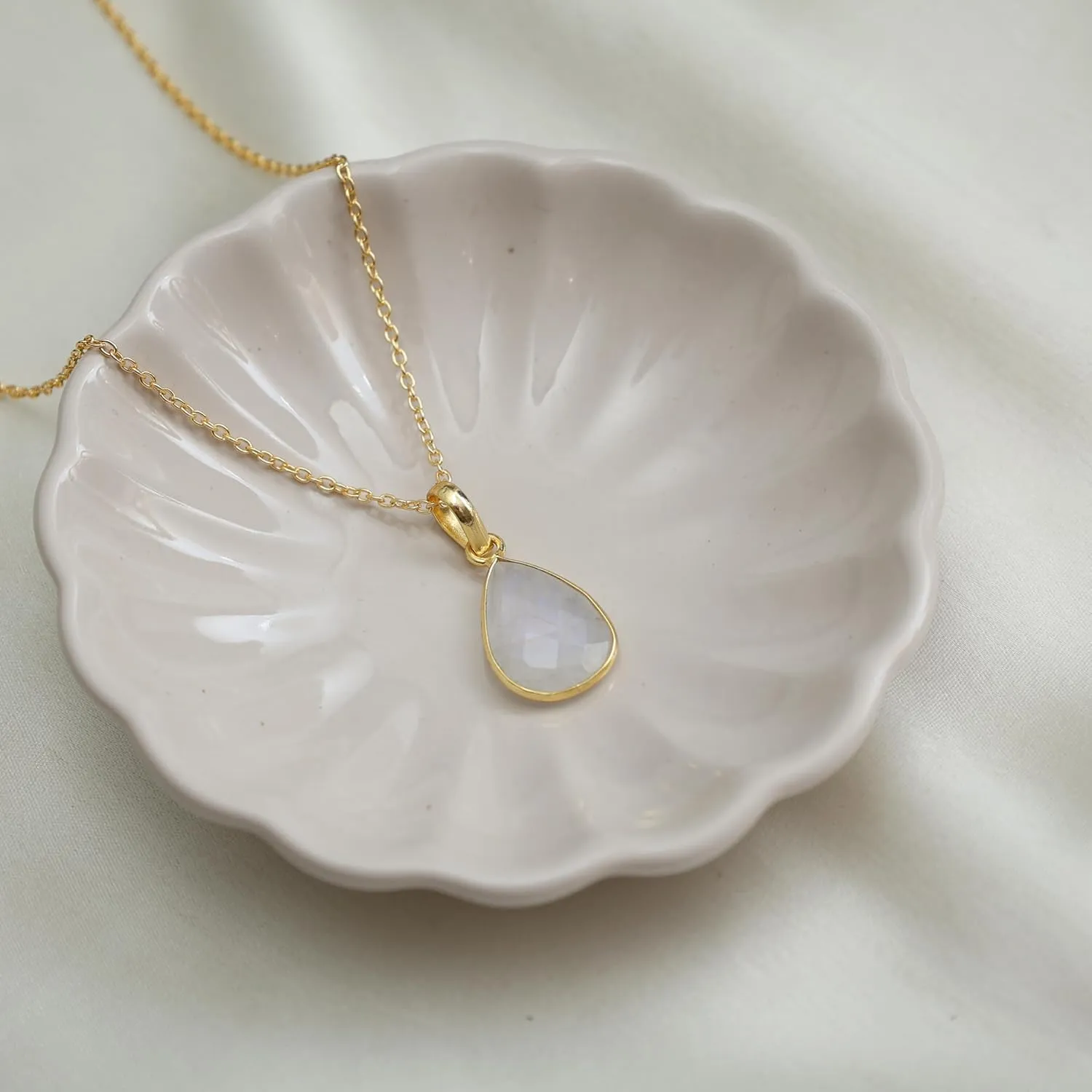 Gempires Lightweight Teardrop Crystal Pendant Necklace Handmade Gemstone Bezel Jewelry Hypoallergenic Unique Everyday Wear Jewelry For Womens 18- Inch Adjustable Chain