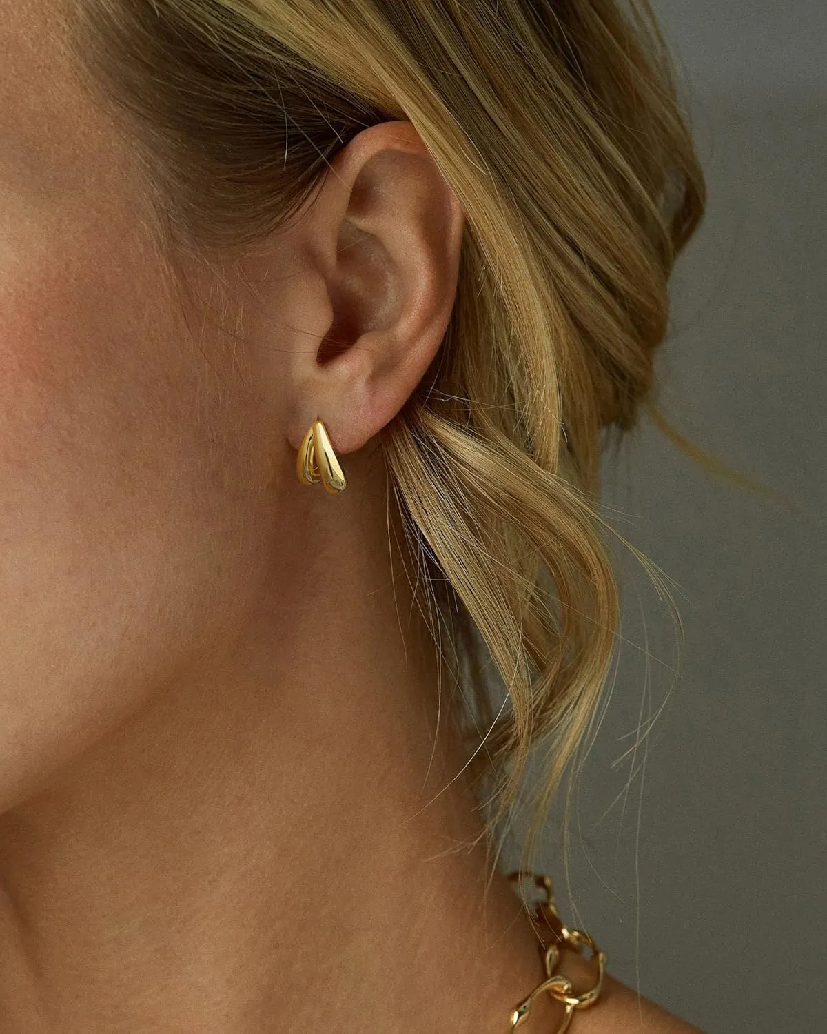 Gold Earrings for Women, Chunky 14k Gold Plated Cubic Zirconia Earrings Ear Cuff Studs Set Dainty Dangle Double Small Thick Gold Hoop Dangling Earrings Trendy Waterproof Jewelry for Women Gift