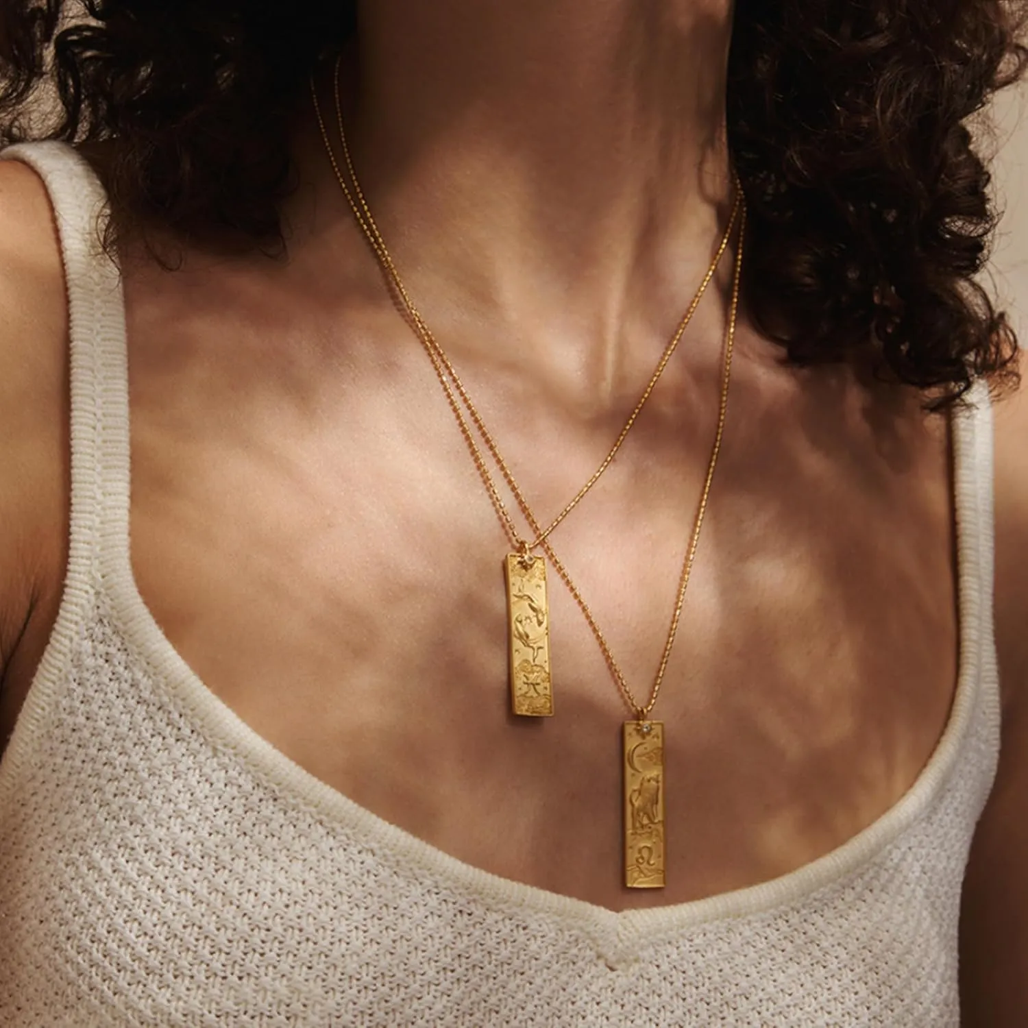 Gold Zodiac Sign Tarot Card Necklace for Women Men Vintage Totem Pole Charm 12 Constellation Pendant Necklaces Trendy Astrology Horoscope Unisex Jewelry Birthday Gift
