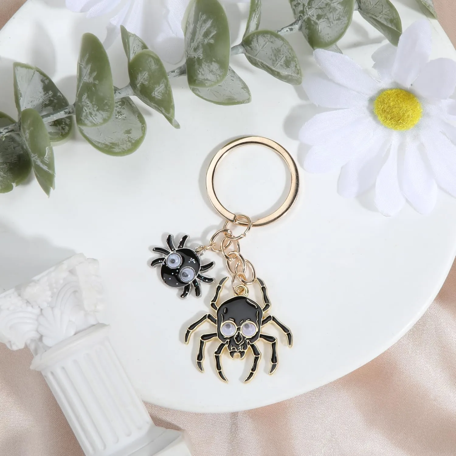 Halloween Decorations,Halloween Keychain,Pumpkin,Ghost,Black Cat Keychain,Halloween Gifts for Women,Boo Keychain