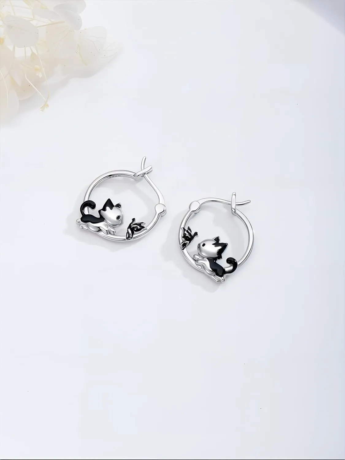 Hypoallergenic Animal Hoop Earrings for Women 925 Sterling Silver Bat/Cat/Highland Cow/Sea Turtle/Panda/Dolphin/Dog Hoop Earrings Animal Jewelry Gifts for Sensitive Ears