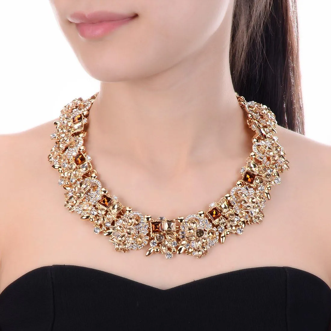 Jerollin Crystal Rhinestone/Pearl Statement Chain Necklace, Vintage Choker Bib Pendant Necklace Bohemian Bling Tassel Collar Statement Necklace for Evening Party