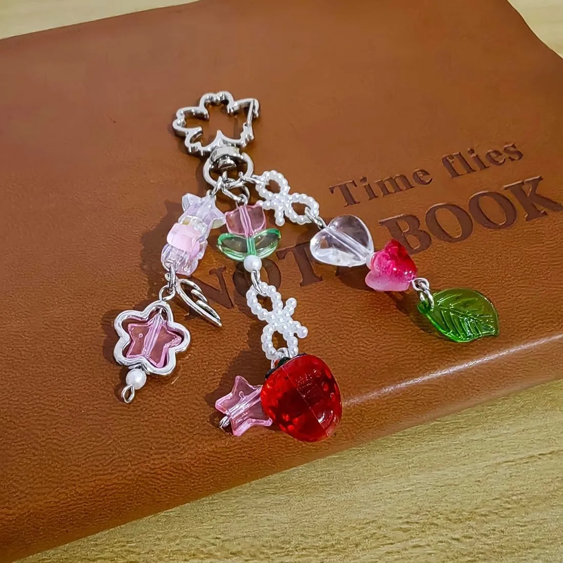 Meimimix Y2K Aesthetic Strawberry Star Charms Keychain For Women Girls Bag Purse Backpack Wallet Keyring Accessories