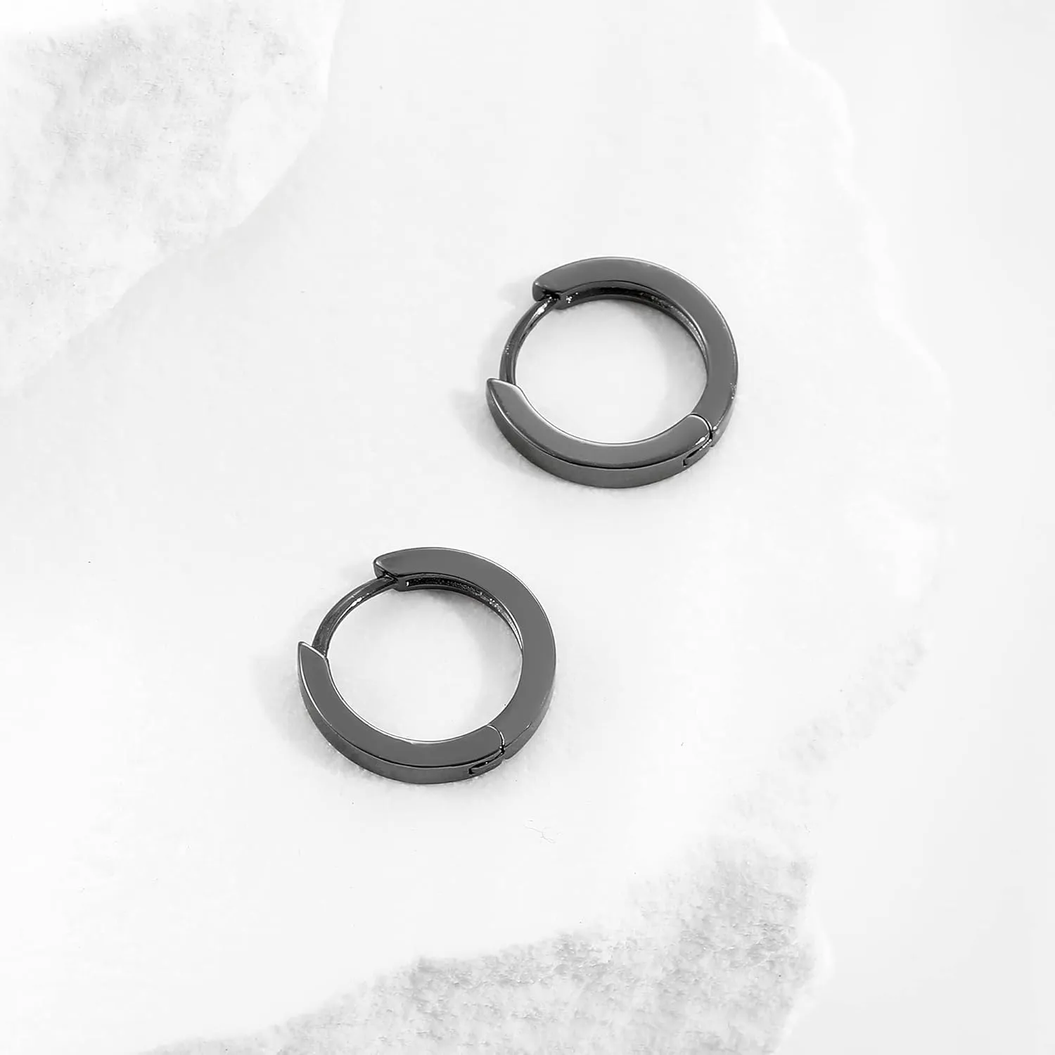 micuco Small Gold Hoop Earrings for Women 14K Gold Plated Huggie Hoop Earrings