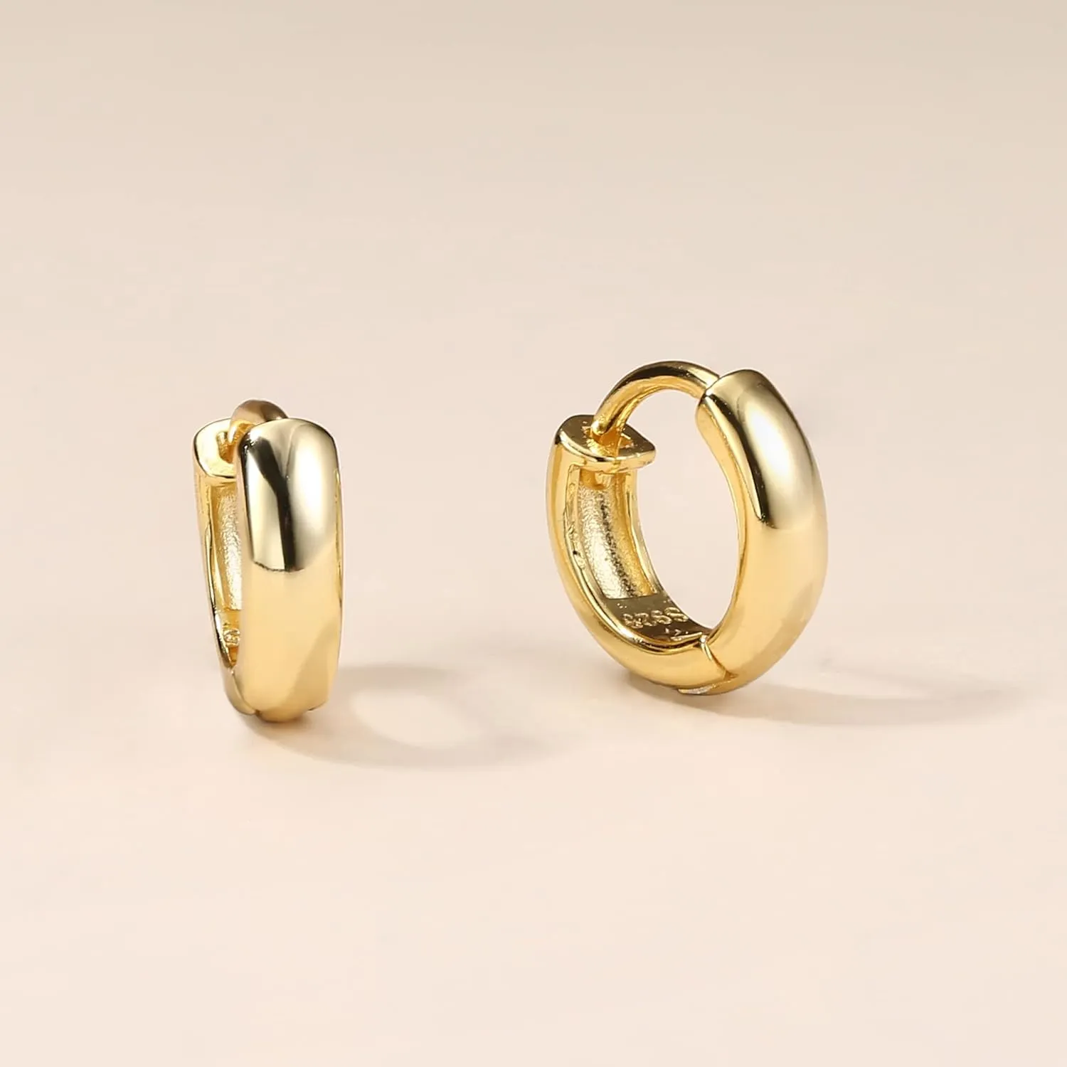 Milacolato Gold Hoop Earrings for Women Small Huggie Hoop Earrings | 14K Gold Plated Sterling Silver Hoop Earrings | Cartilage Hoop Earrings | 12/18/25mm