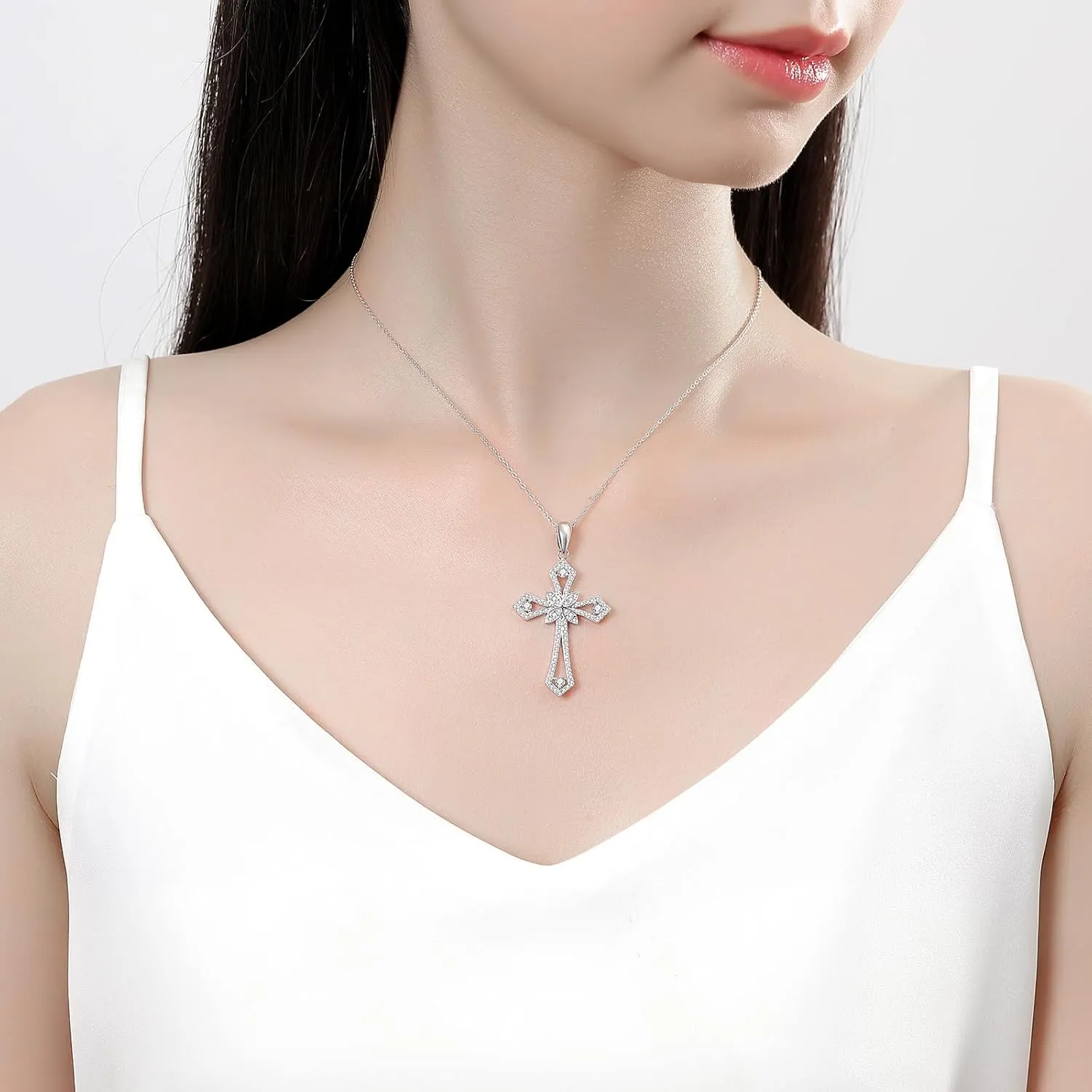 Moissanite Cross Necklace for Women Mom Jesus D Color VVS1 925 Sterling Silver 18k White Gold Plated Chain Crucifix Pendant Necklace Jewelry Christian Religious Faith Gift