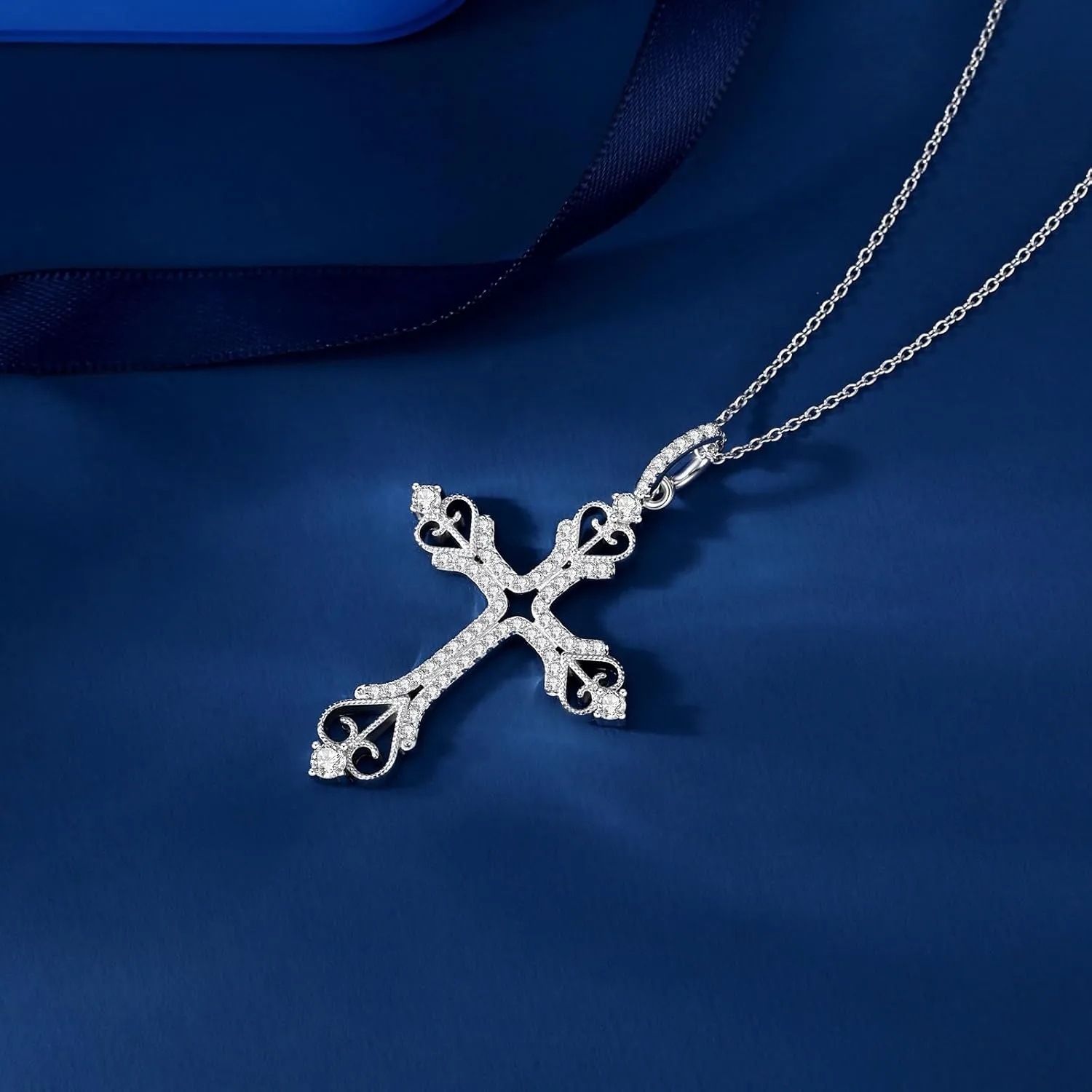 Moissanite Cross Necklace for Women Mom Jesus D Color VVS1 925 Sterling Silver 18k White Gold Plated Chain Crucifix Pendant Necklace Jewelry Christian Religious Faith Gift
