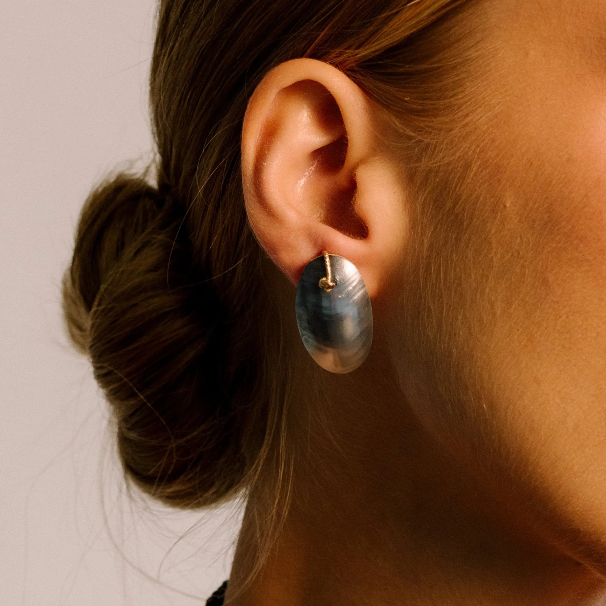 Nakre Earrings #1 (30mm) - Nacre