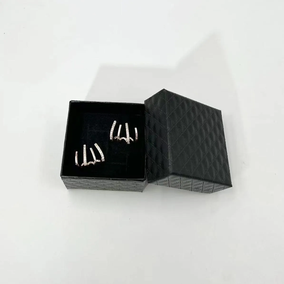 Needle Cat Claw Earrings for Women Zircon Ear Cuffs Hoop Stud Earrings Illusion Earrings Looks Like Multiple Piercing Earrings