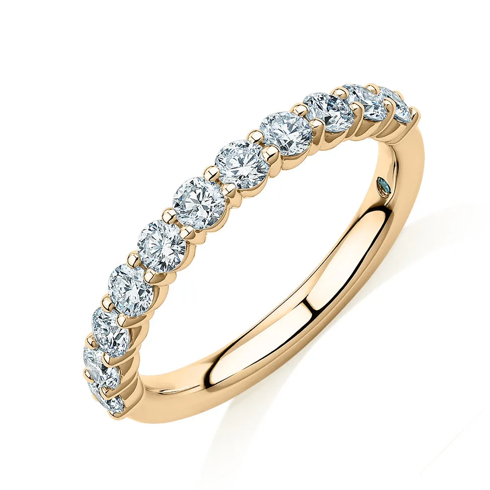 Premium Laboratory Created Diamond, 0.90 carat TW round brilliant wedding or eternity band in 18 carat yellow gold