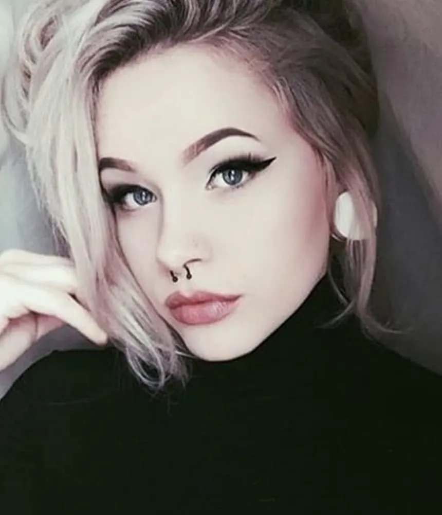 QWALIT Fake Nose Rings & Septum Piercings - Clip On, Non-Piercing, Faux Nose Rings & Hoops for Women & Men