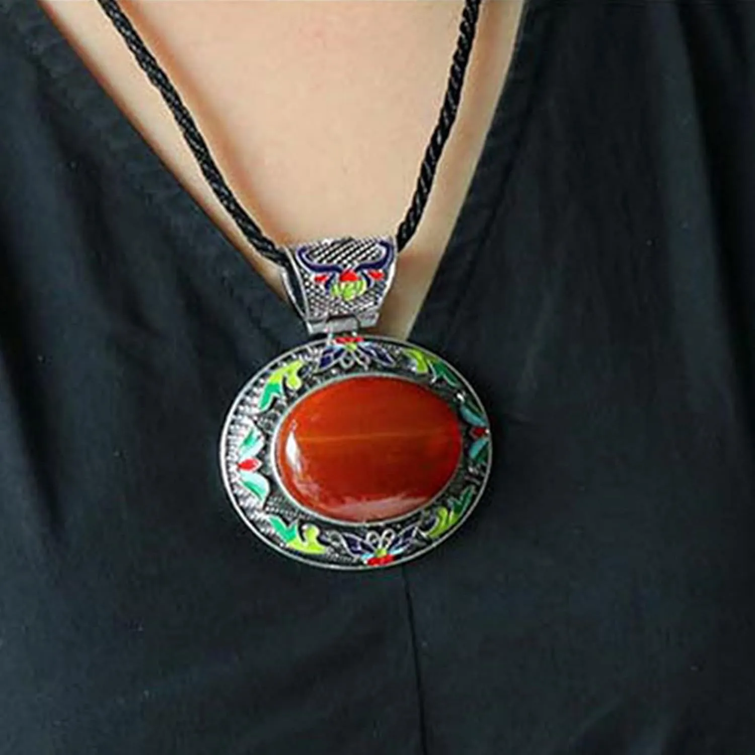 Real Carnelian Crystal Necklace Valentine's Day Gifts for Women Raw Gemstone Chakra Healing Stones Genuine Red Crystal Pendant Energy Spiritual Jewelry, USA