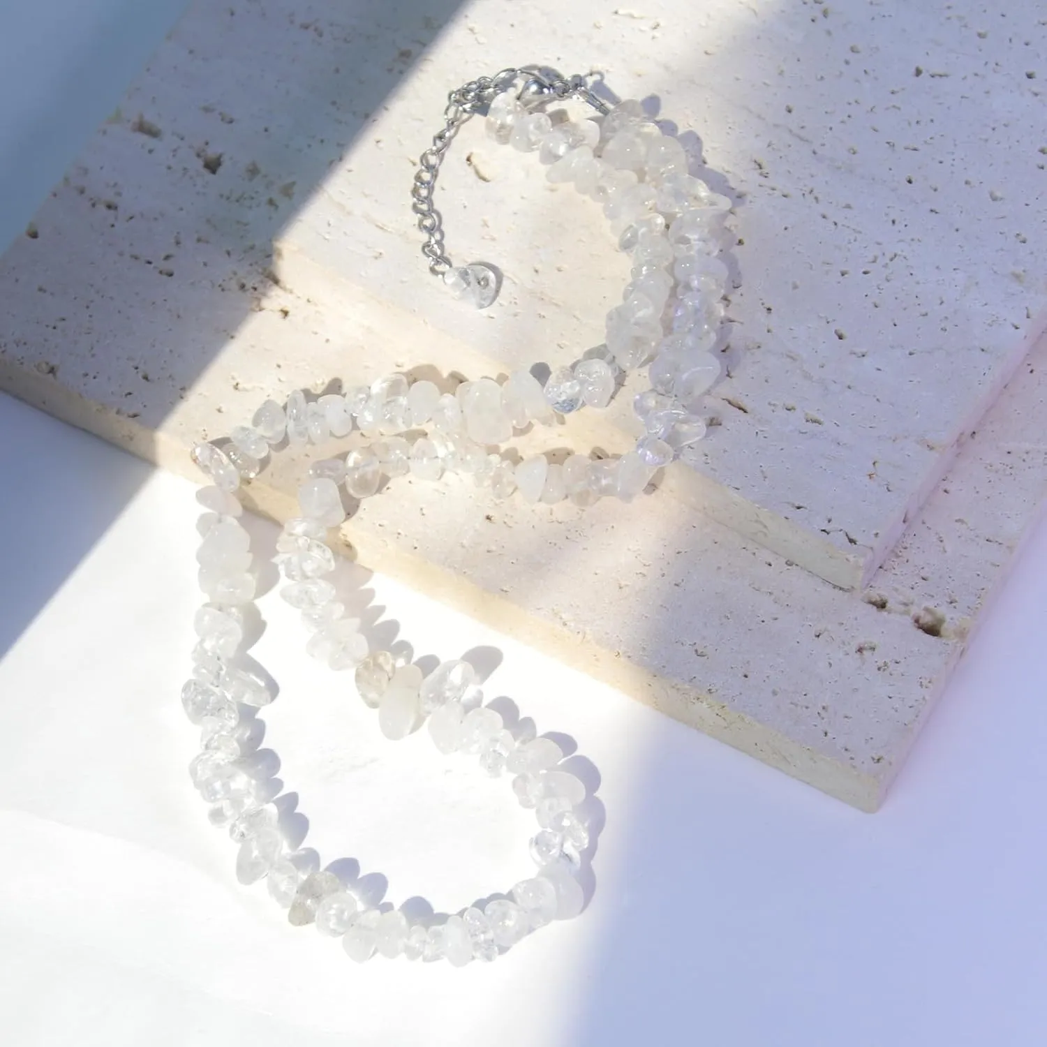 Real Clear Quartz Crystal Necklace, Healing Crystal Gemstone Chips Necklaces with Adjustable Chain, Handmade Spiritual Energy Stones Necklace Birthday Gifts Unique Jewelry for Women and Girls