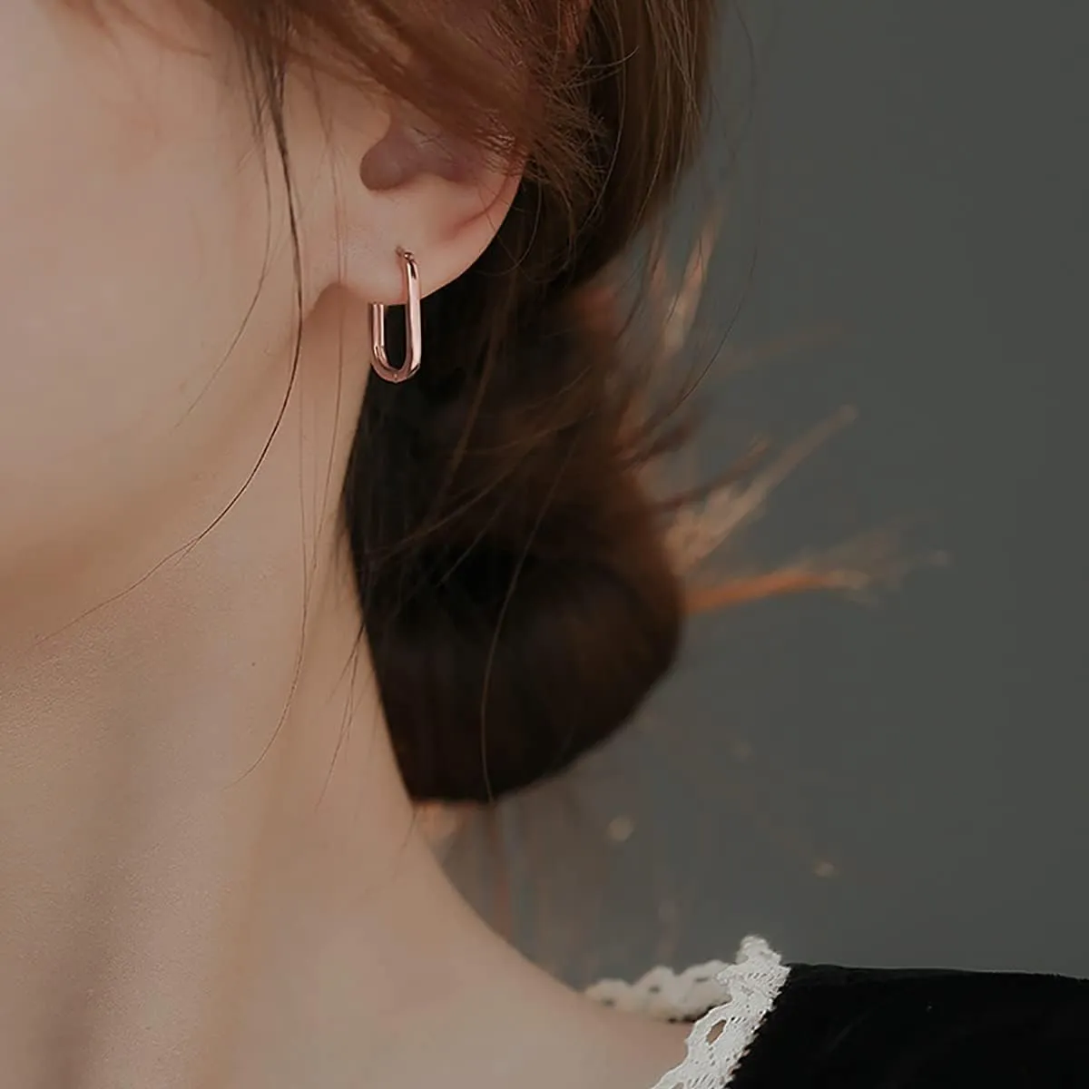 Reffeer 925 Sterling Silver U Hoop Earrings for Women Teens Minimalist Square Hoop Earrings U Huggie Earrings