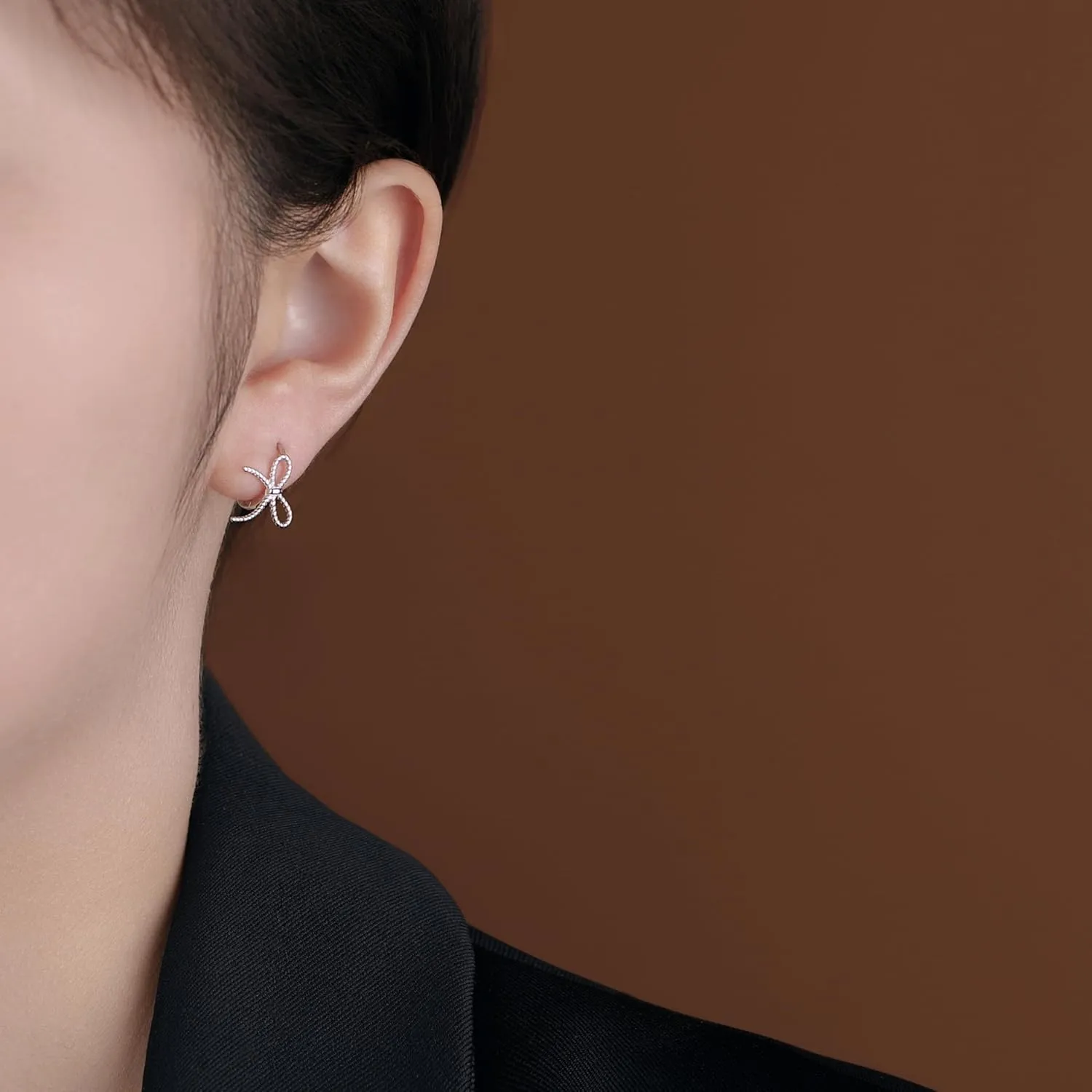 Reffeer Solid 925 Sterling Silver Bow Hoop Earrings Ribbon for Women Teens Bowknot Hoop Earrings Huggie Cartilage Helix Earrings