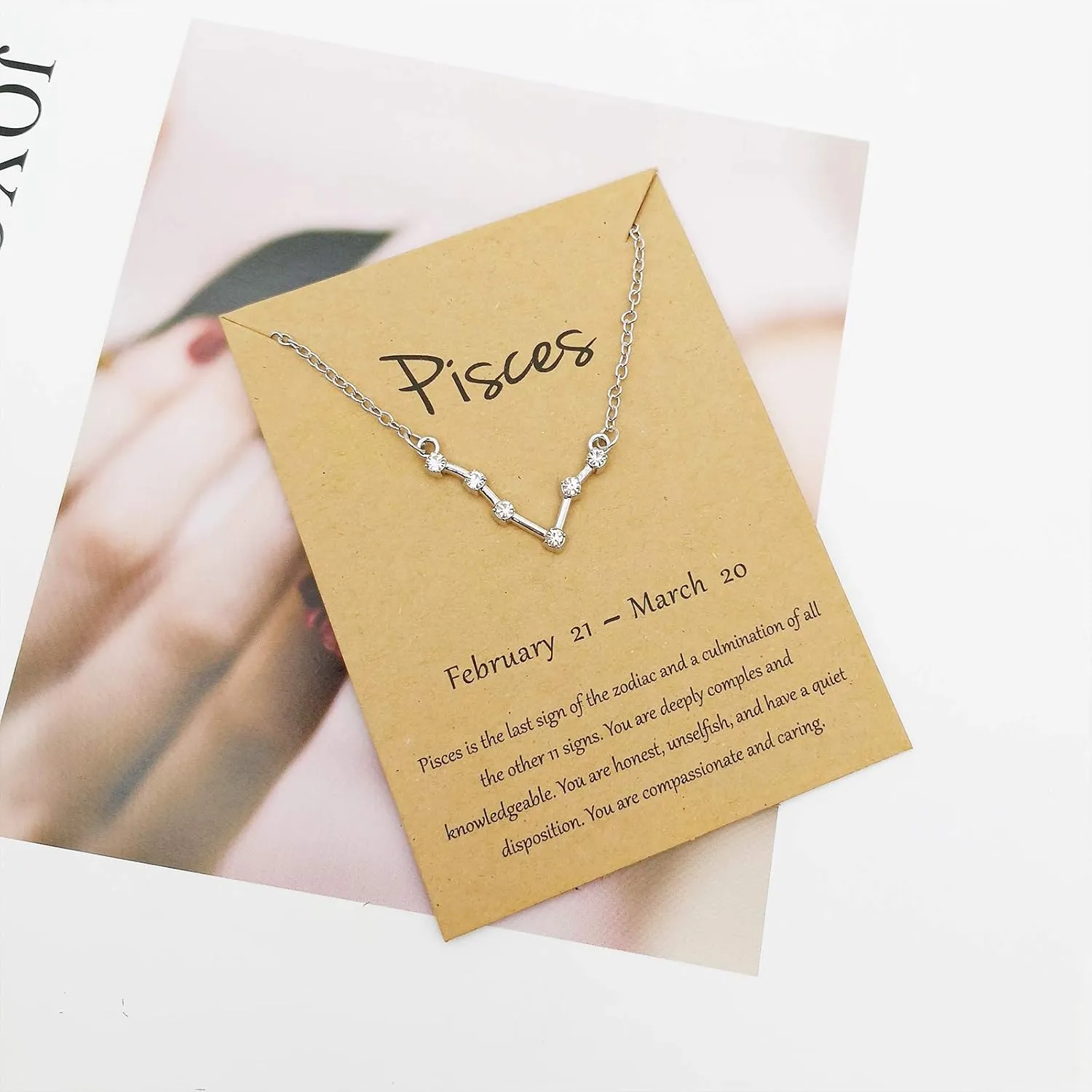 Rhinestone Zodiac Pendant Necklace for Women Silver Crystal 12 Constellation Necklaces Horoscope Sign Star Gemini Necklace Friendship Jewelry