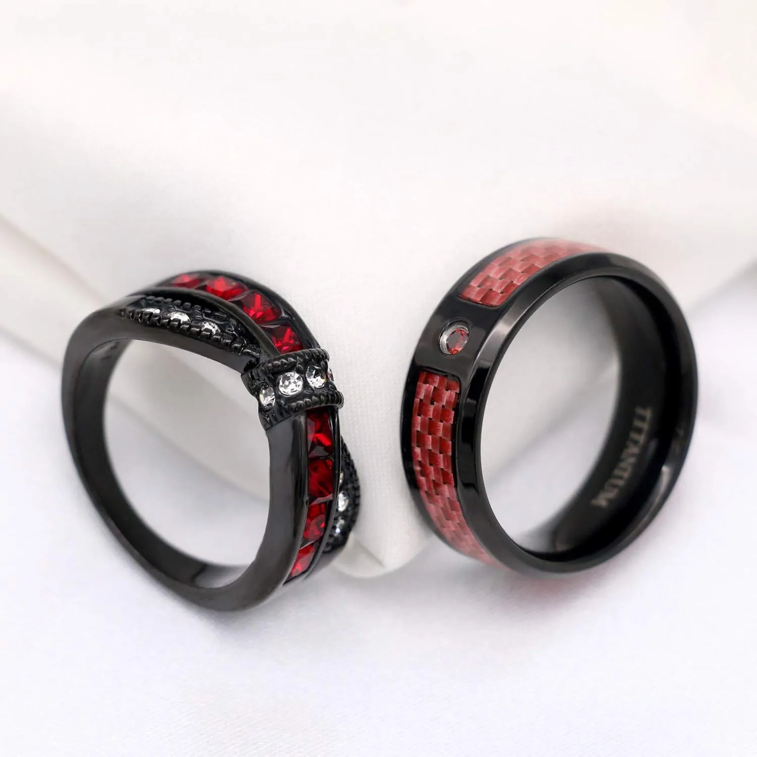 ringheart 2 Rings His and Hers Couple Rings Red Cz Rings Womens Wedding Ring Titanium Steel Mens Wedding Bands