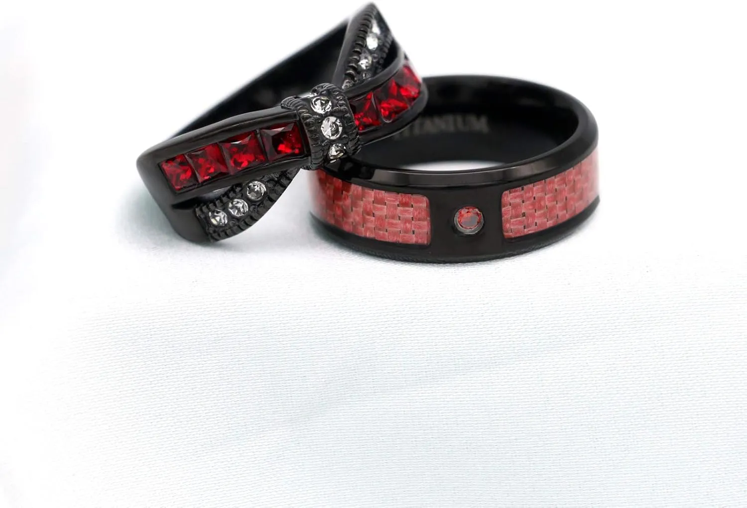 ringheart 2 Rings His and Hers Couple Rings Red Cz Rings Womens Wedding Ring Titanium Steel Mens Wedding Bands