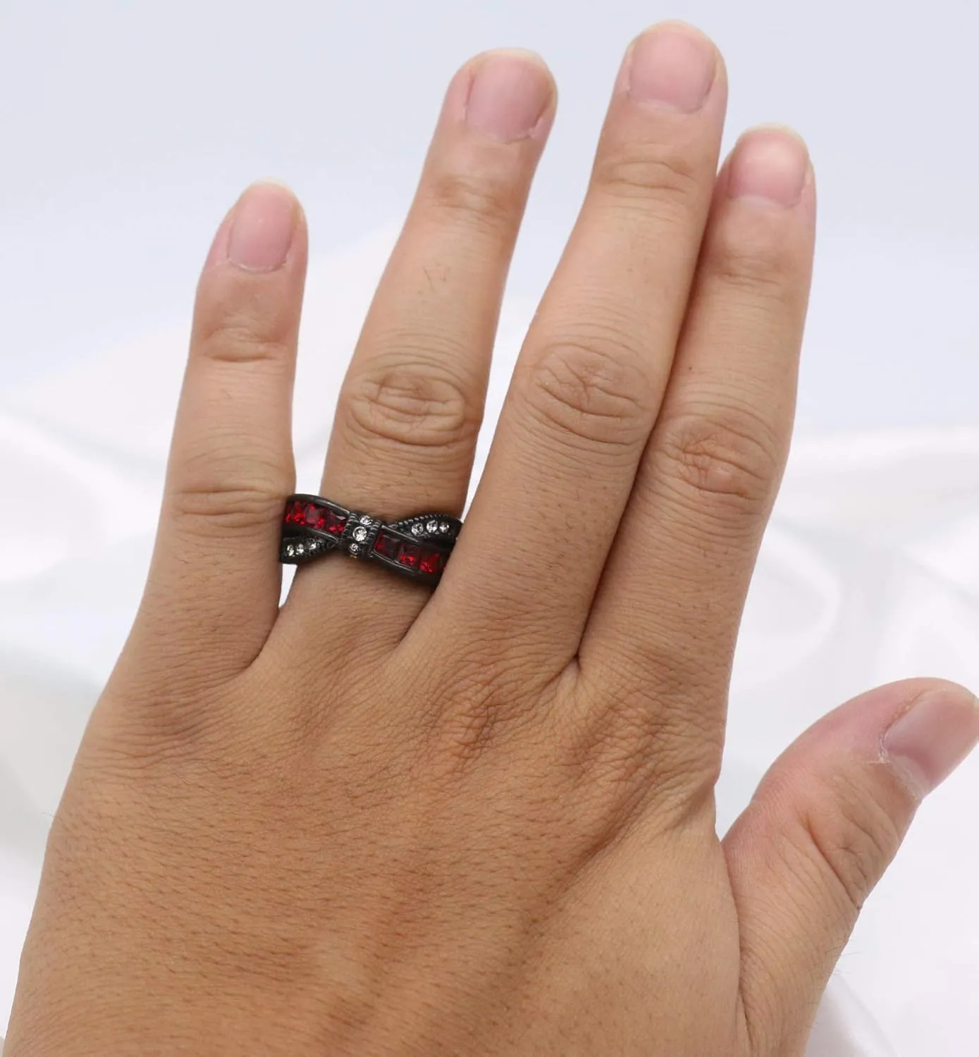 ringheart 2 Rings His and Hers Couple Rings Red Cz Rings Womens Wedding Ring Titanium Steel Mens Wedding Bands