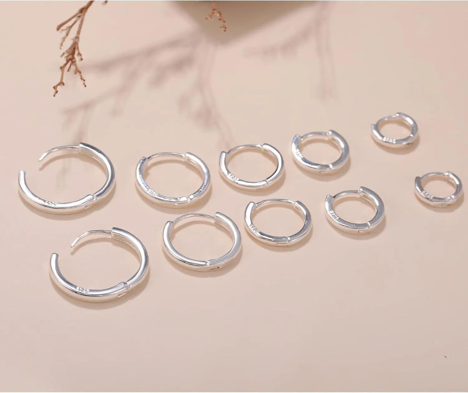 Senteria 925 Sterling Silver Plated Hoop Earring 5 Pairs Small Silver Hoop Earrings Hypoallergenic Silver Hoop Earring for Women Cartilage Sleepers Huggie Earrings Sets 8/10/12/14/16mm