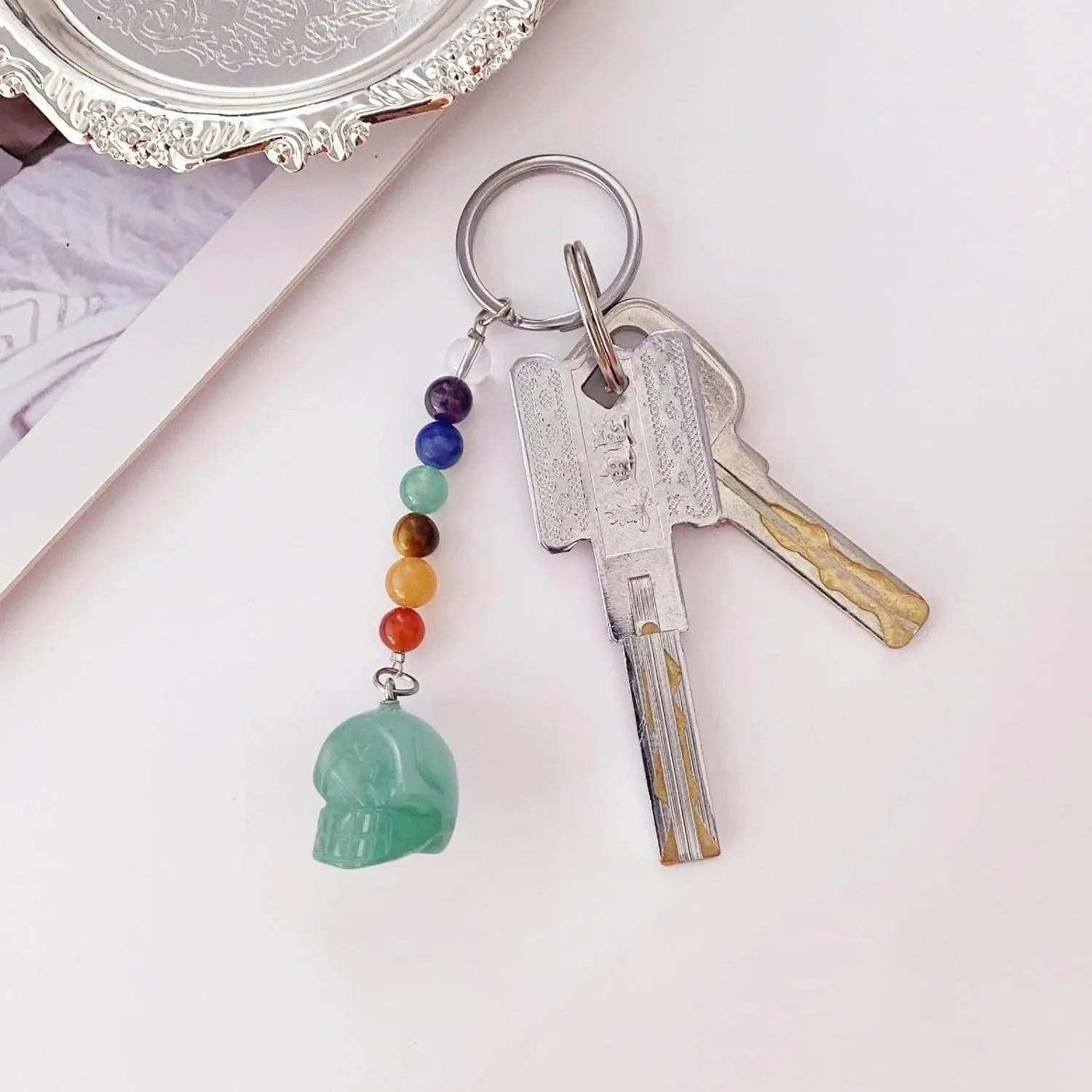 Skull Crystal Stone Keychain Chakra Healing Skeleton Key Chain for Women and Men Keychains for Car Keys, Bag Charms