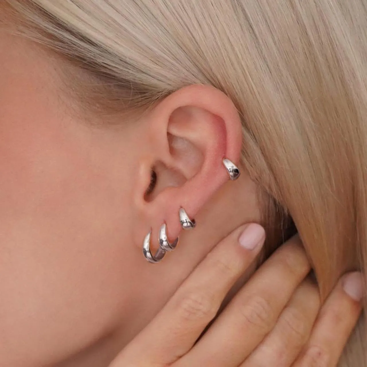 Small Sterling Silver Huggie Hoop Earrings Set for Women, Silver Earrings for Multiple Piercing Hypoallergenic Lightweight Trendy Jewelry, Dainty Cartilage Cubic Zircon Earrings for Women's Christmas Gifts