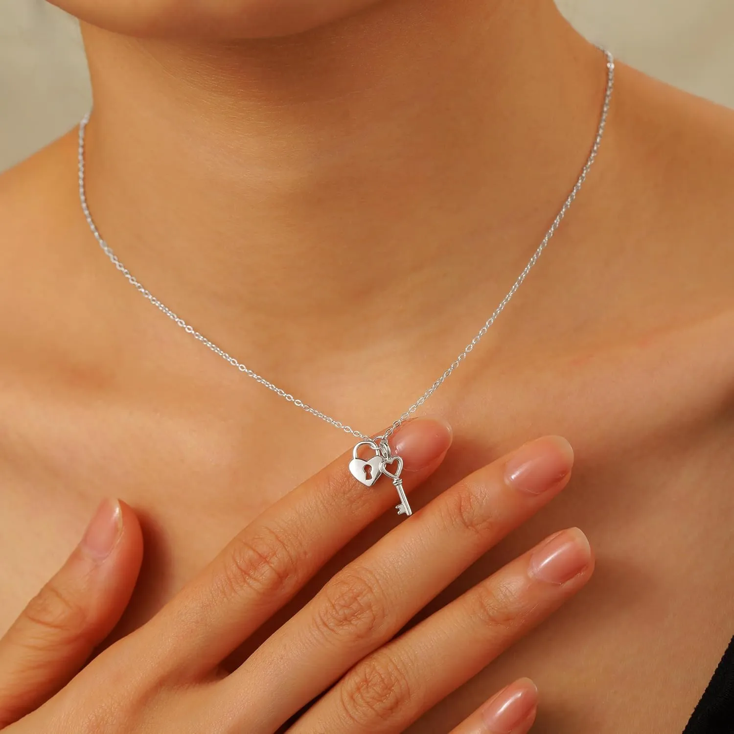 SUYACS Heart Lock Key Necklaces for Women Couple 925 Sterling Silver Love Heart Pendant Necklace Dainty 14K Gold Plated Padlock Collar Choker Chain Birthday Gifts for Girlfriend