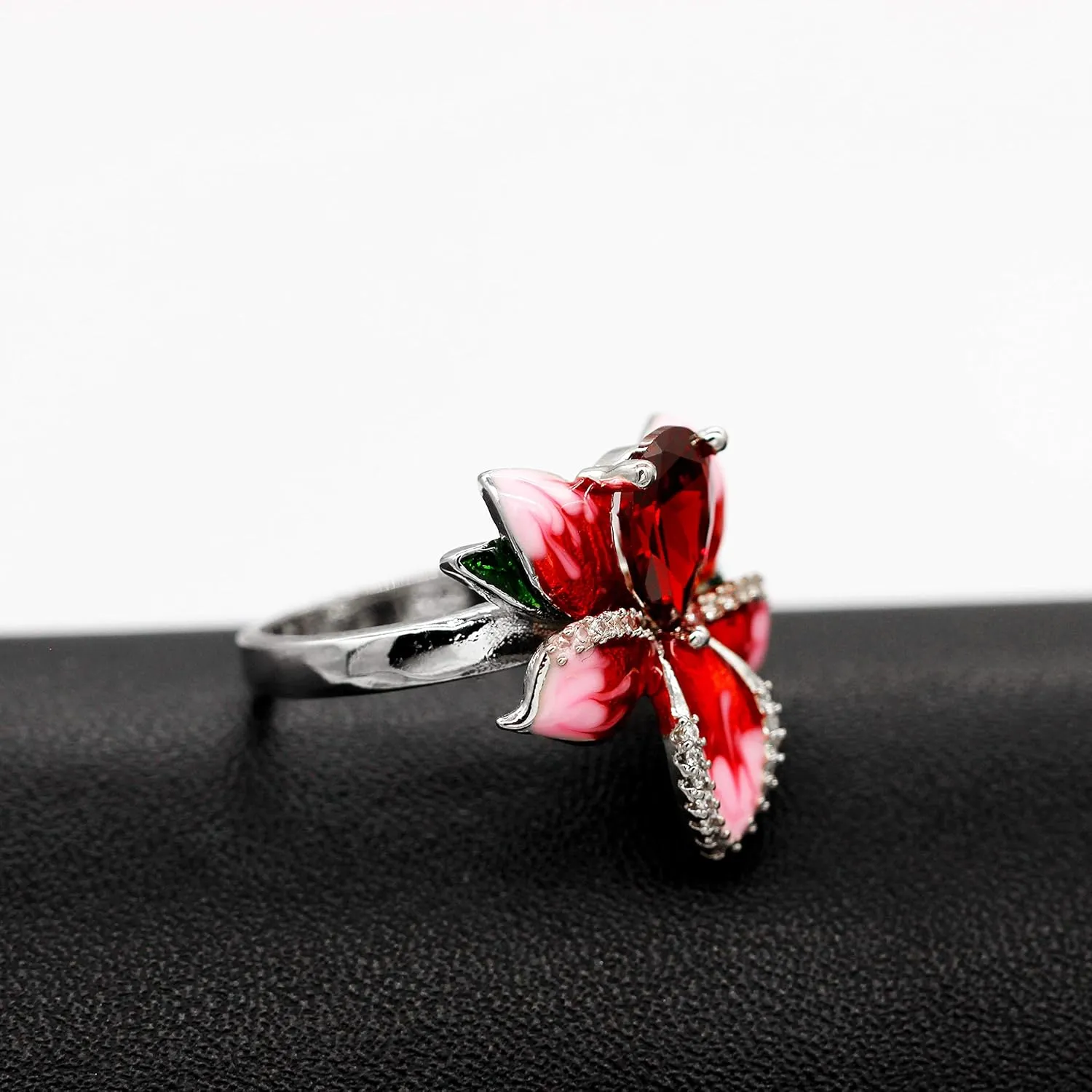 Uloveido Beautiful Red Enamel Rose Ring for Women Blossom Flower Rings with Pear Cut Cubic Zirconia Cocktail Summer Ring RA627