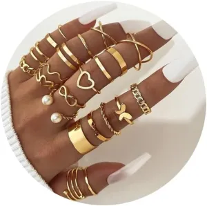 Vintage Boho Knuckle Stacking Rings for Women Star Moon Gold Knuckle Rings Set Retro Butterfly Heart Flower Rhinestone Finger Rings Aesthetic Jewelry Gifts