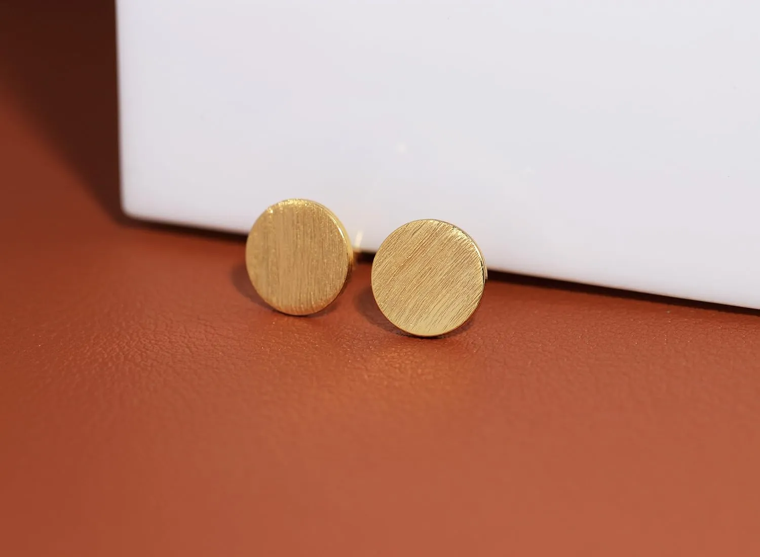 Wicary 14K Gold Plated Sterling Silver Curved Round Stud Earring Brushed Disc Gold Earrings for Women