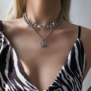 YienDoo Punk Layered Necklace Disc Human Head Pendant Necklace Chain Chunky Chunky Chain Choker Coin Pendant Silver Hip Hop Exaggeration Charm Necklace Jewelry for Women and Girls