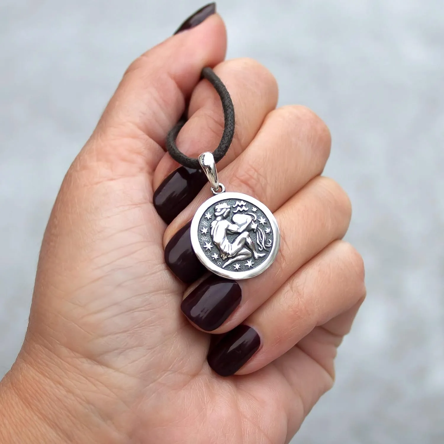 Zodiac Sign Pendant Necklace 925 Sterling Silver Horoscope Medallion Coin Disc Choker Charm Constellation Astrology Jewelry for Men Women